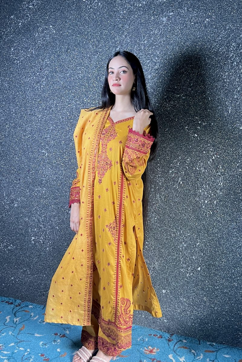 Amethyst Allure Embroidered Lawn Suit - Image 5
